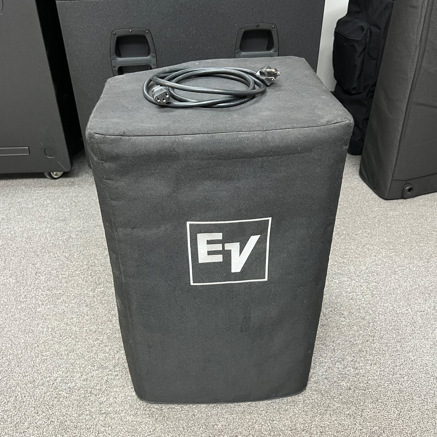 Used Electro-Voice ELX112P 12" Powered Loudspeaker #00254