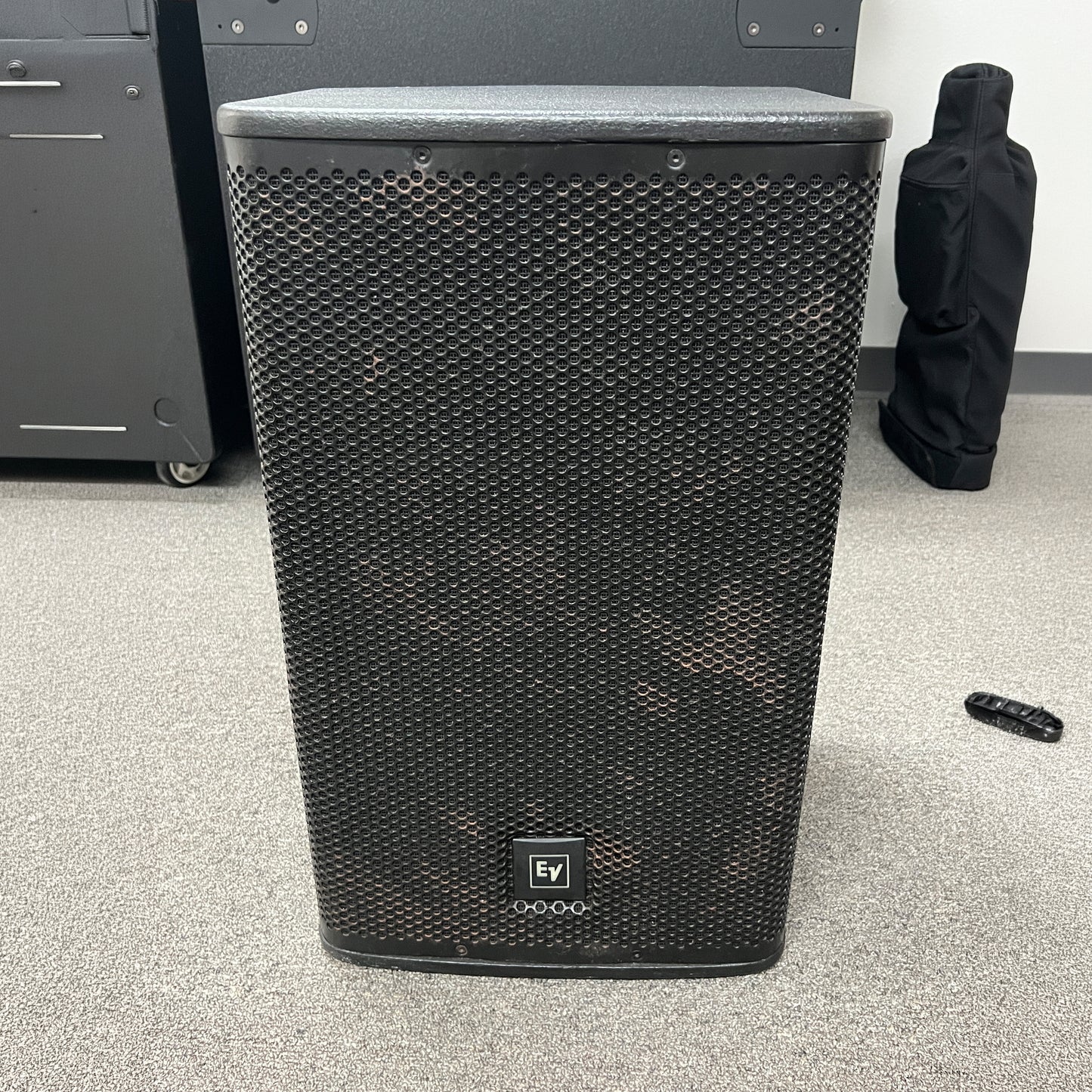 Used Electro-Voice ELX112P 12" Powered Loudspeaker #00256