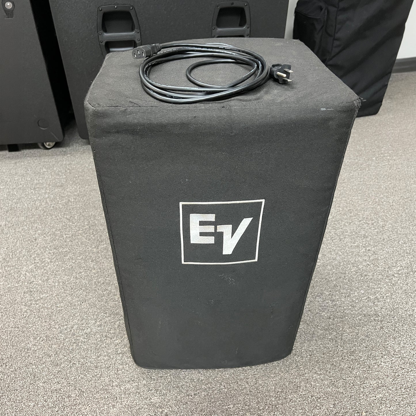 Used Electro-Voice ELX112P 12" Powered Loudspeaker #00258