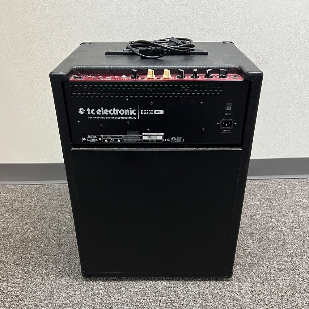Used TC Electronic BG250-210 - 2x10" 250-Watt Bass Combo
